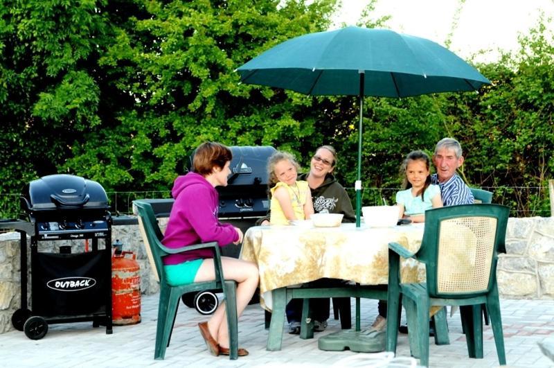 Bunratty Arms B&B Eksteriør bilde
